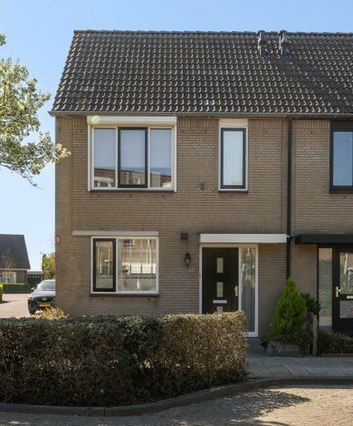 Marsmanstraat 28, 's-Gravenzande