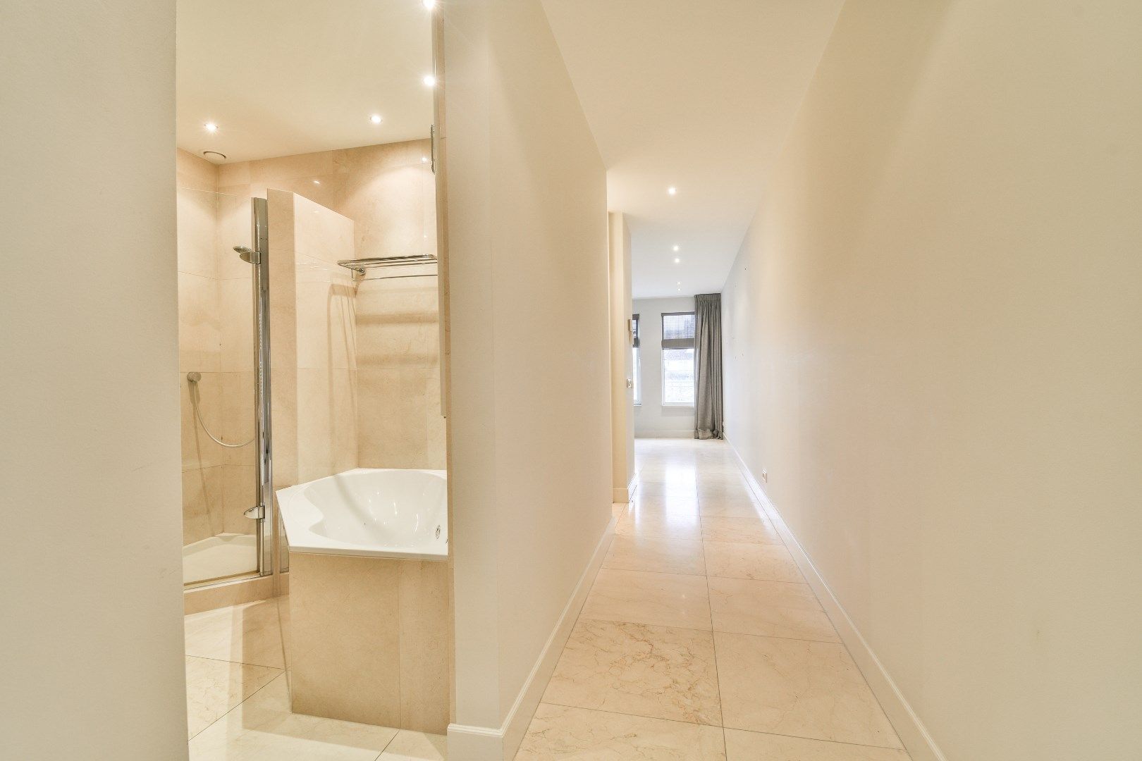 Koningin Astrid Boulevard 67 image 1