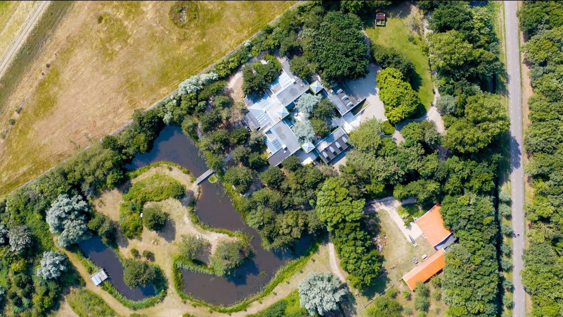 Blomweg 1 image 1