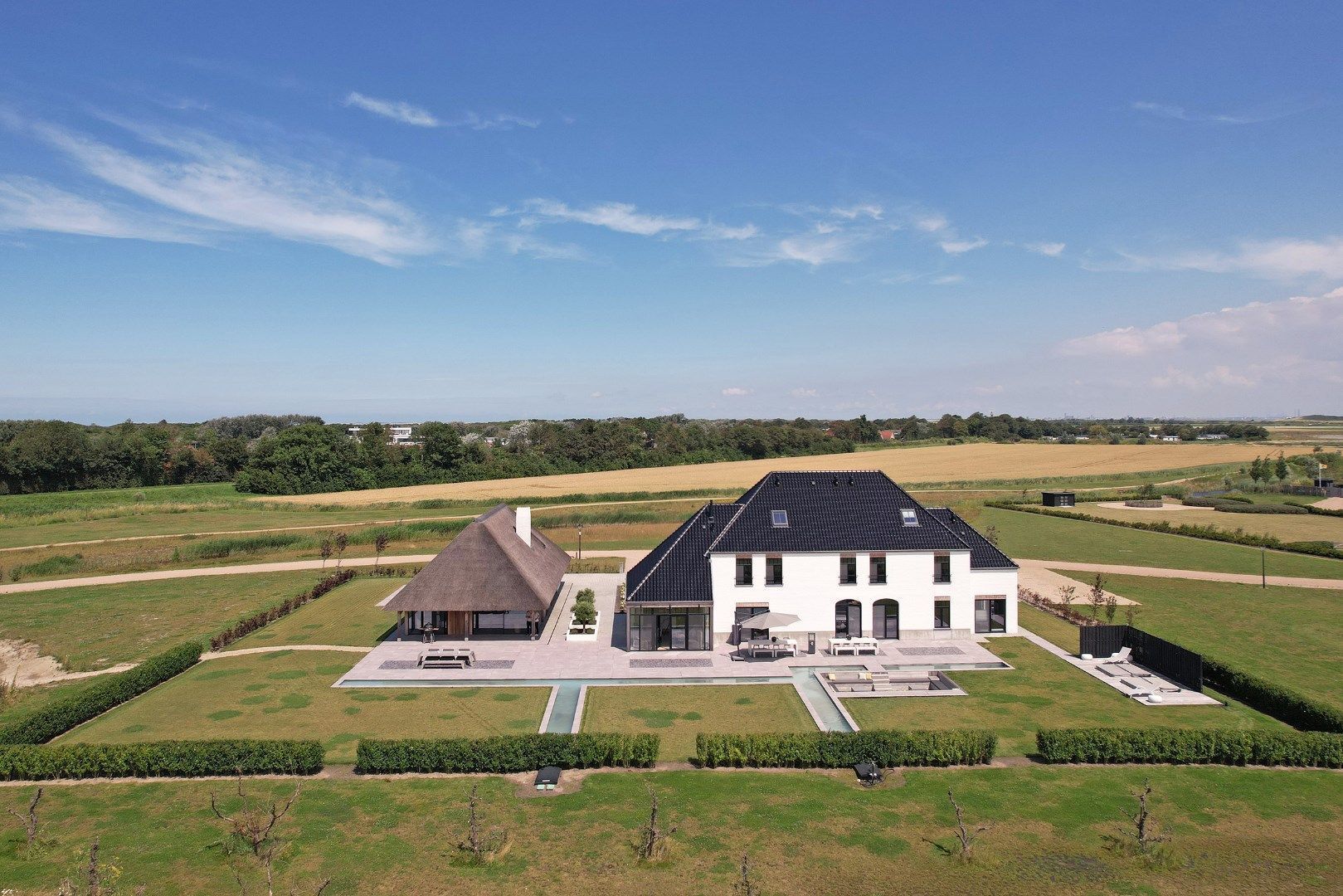 Tienhonderdsedijk 4 image 1