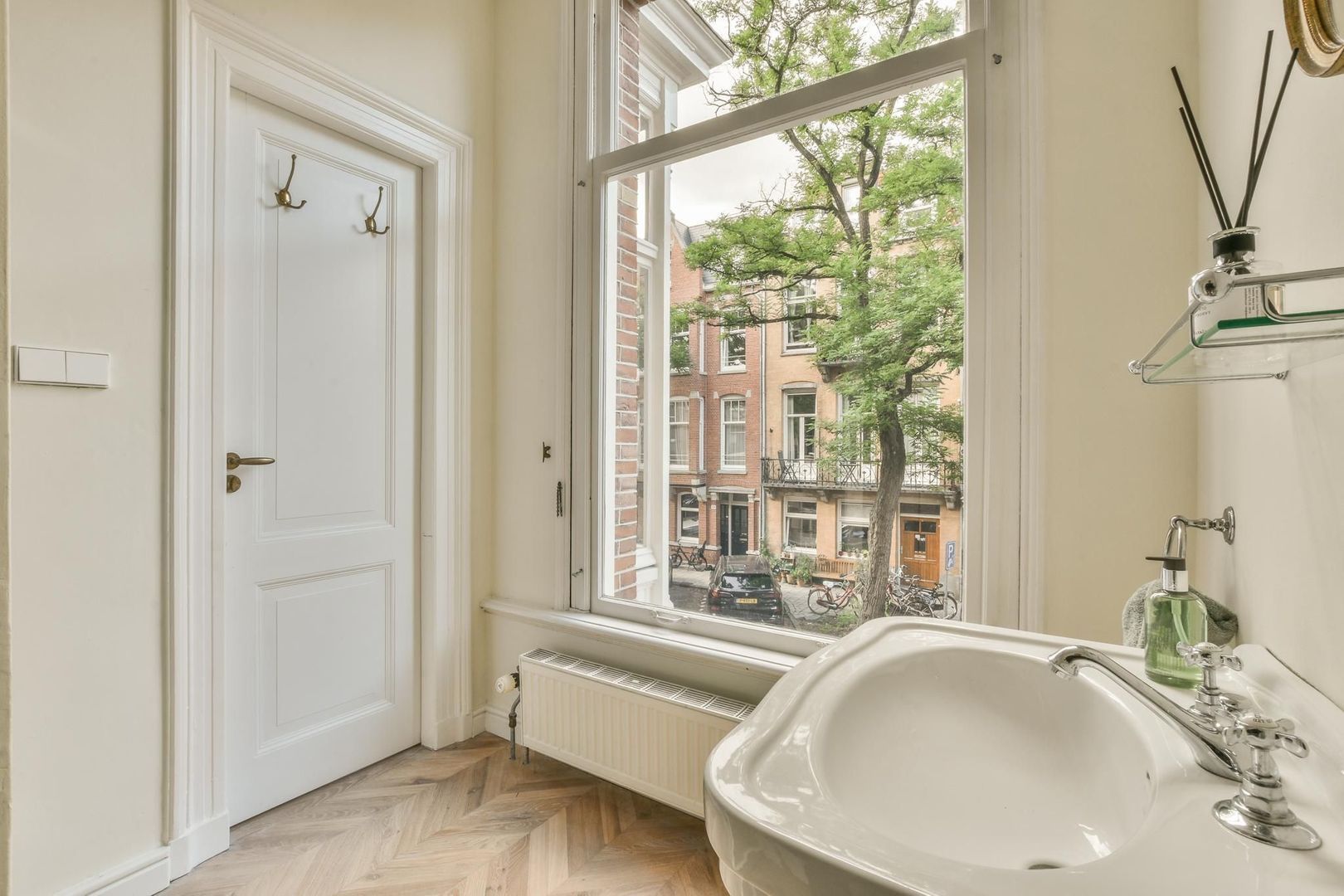 Van Breestraat 165 H image 1