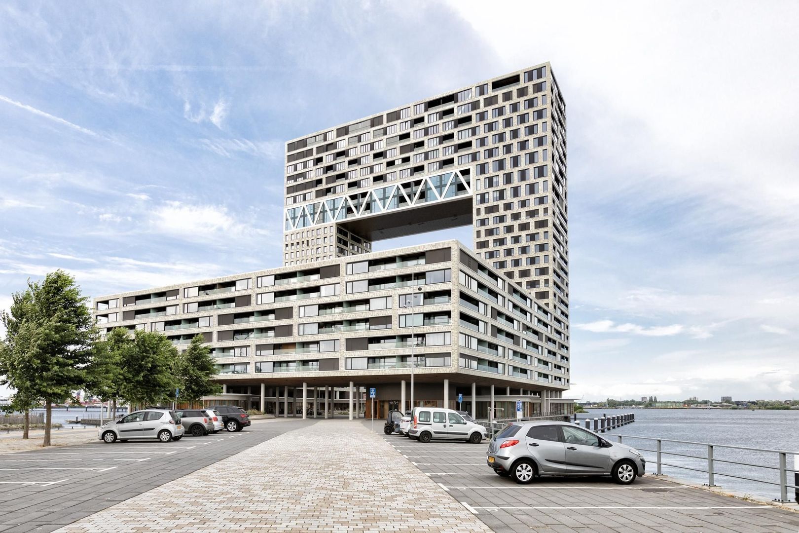 Pontsteiger 168 image 1