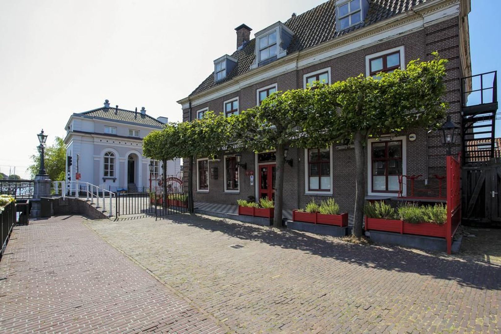 Sluis 1 - 5 image 1