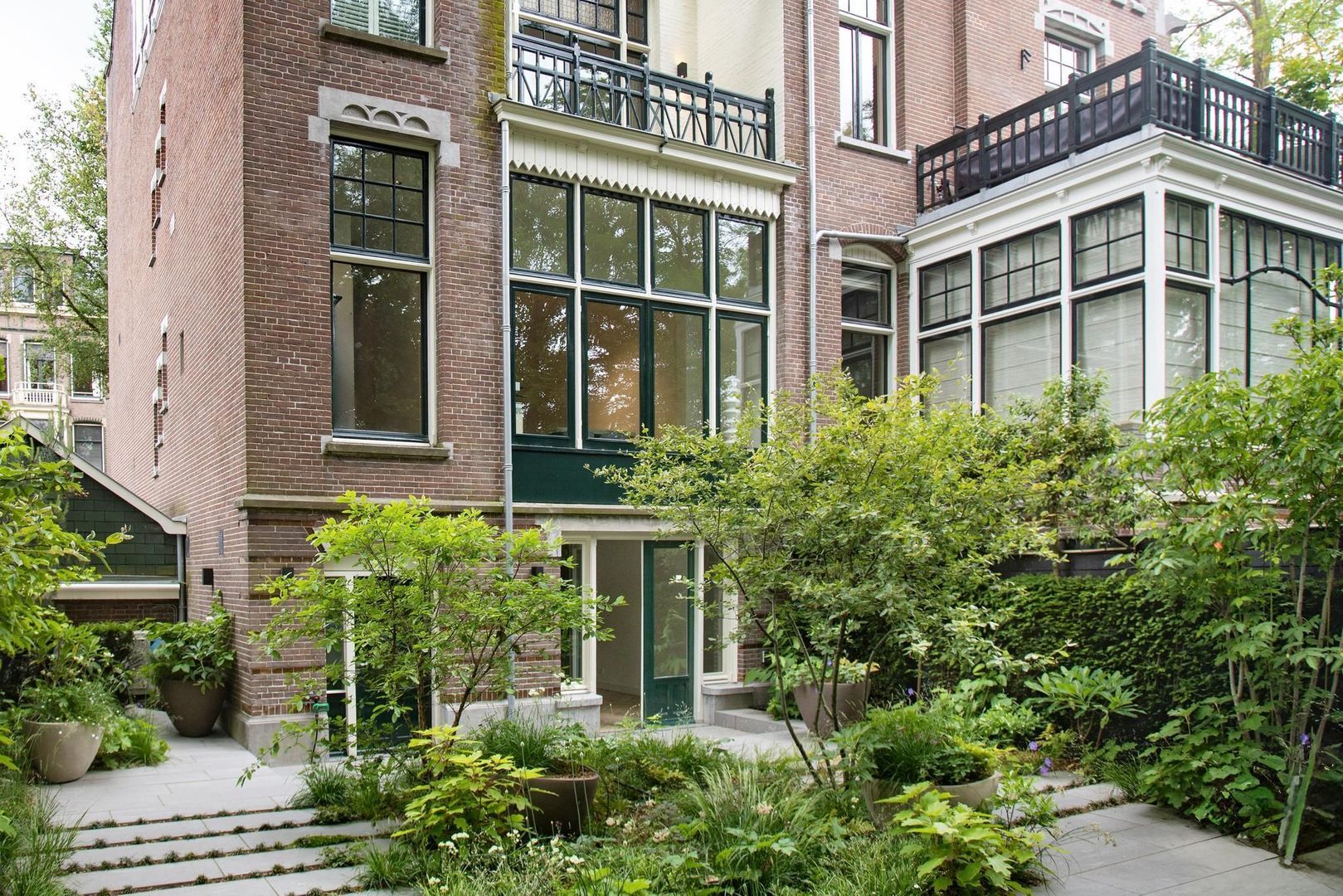 Van Eeghenstraat 76 image 1