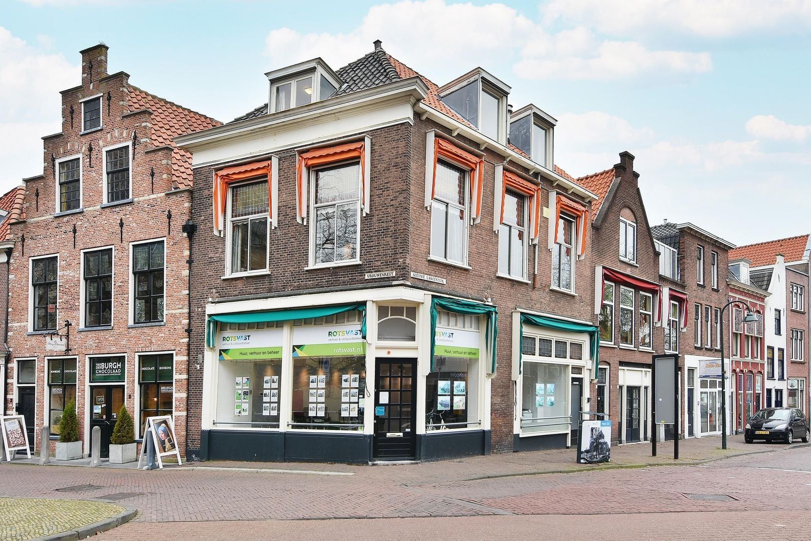 Nieuwe Langendijk 2, Delft foto-0