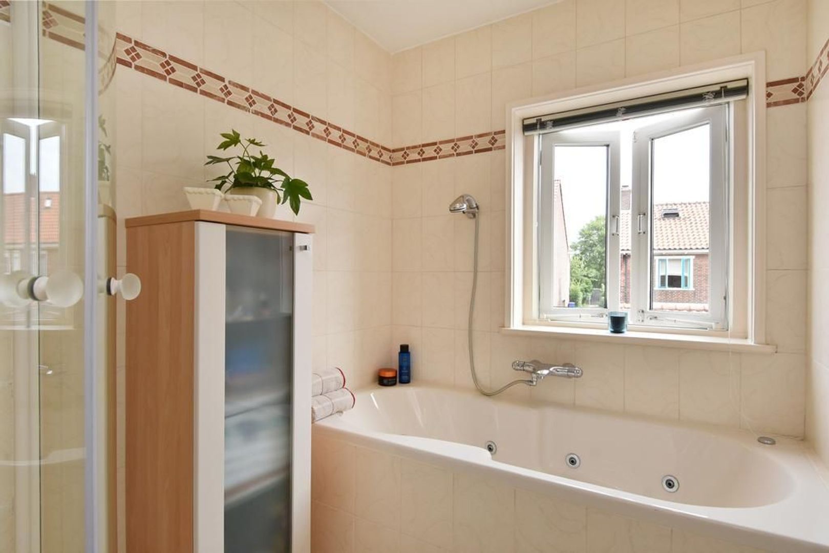 Looksingel 27, Den Hoorn foto-29