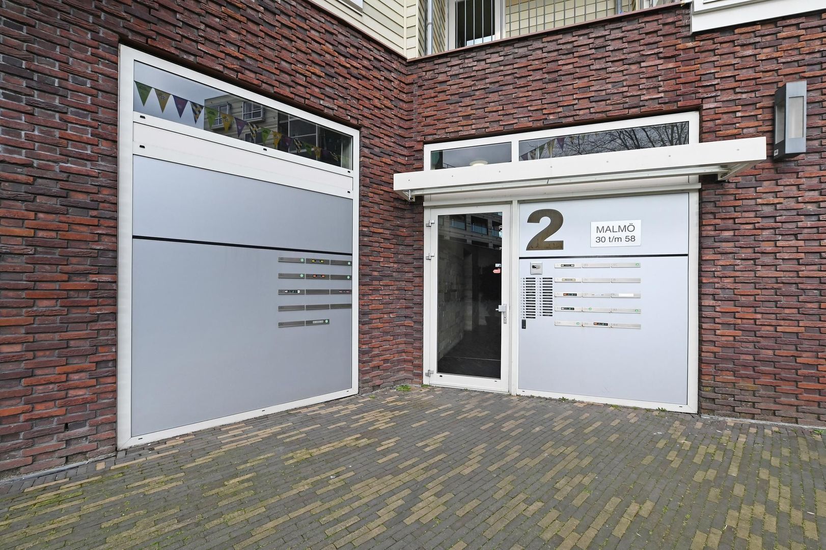 Malmo 58, Schiedam foto-5