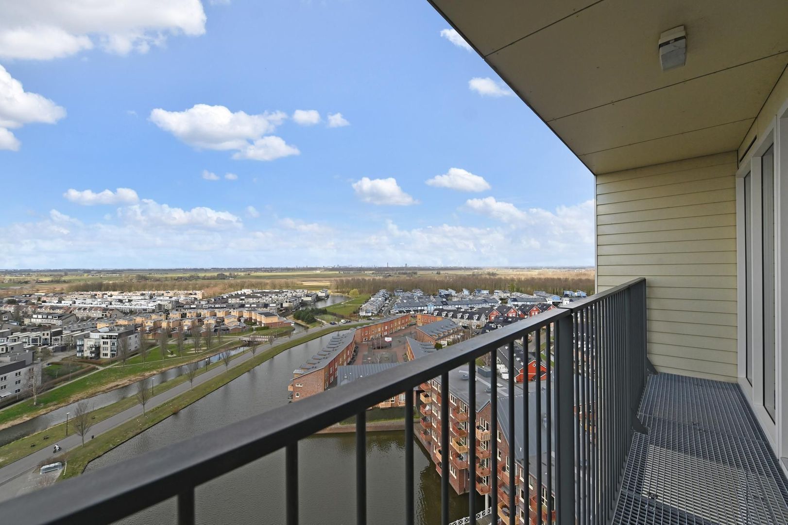 Malmo 58, Schiedam foto-36