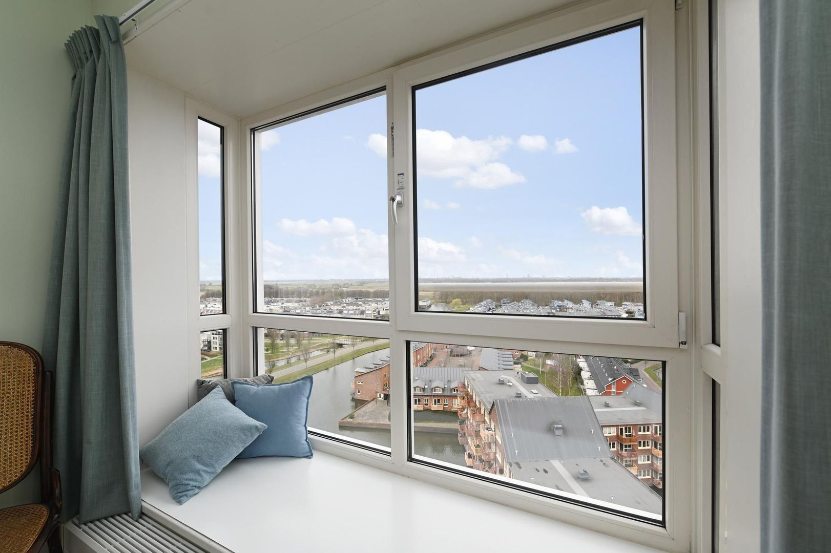 Malmo 58, Schiedam foto-27