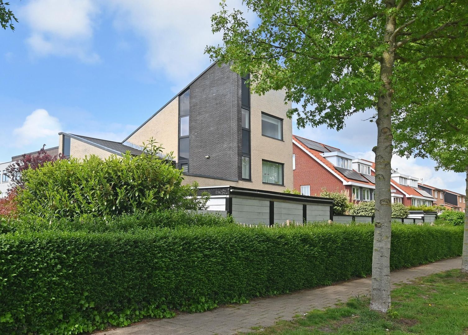 Kamvaren 1, Den Haag foto-0