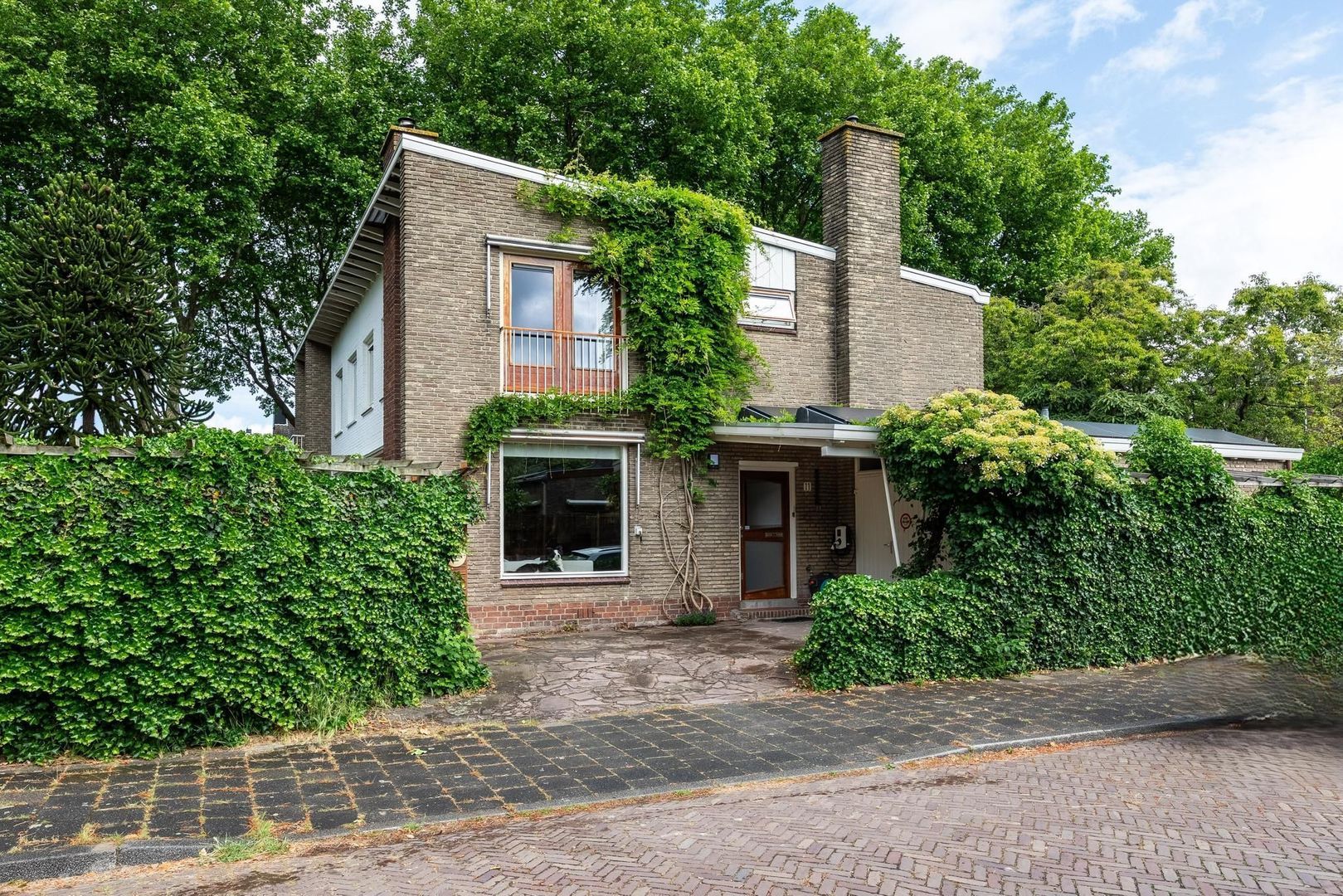 Sint Eustatiusstraat 11, Delft foto-1