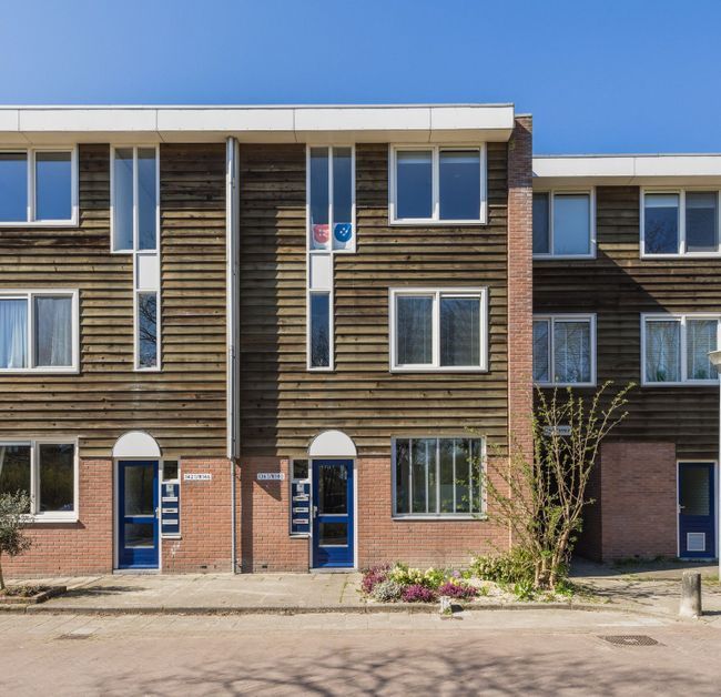 Aletta Jacobsplantsoen 138, Voorschoten foto-3