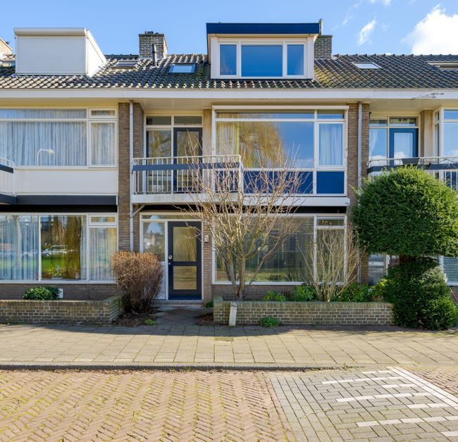 Koningin Emmalaan 2, Voorschoten foto-0