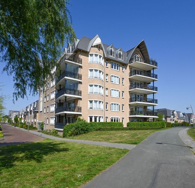 Aagje Dekenkade 81, Voorschoten foto-0