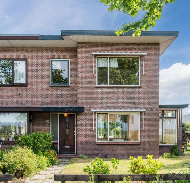 Papelaan-West 224, Voorschoten foto-0