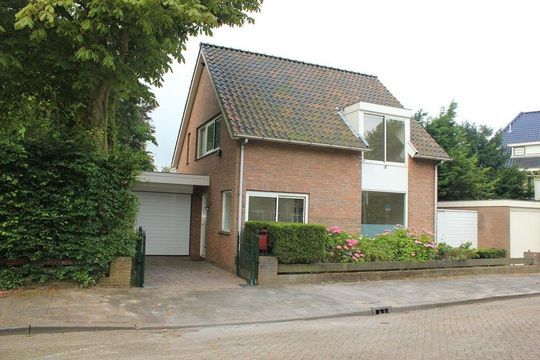 vrije-sector-woningen te huur op Lyceumlaan