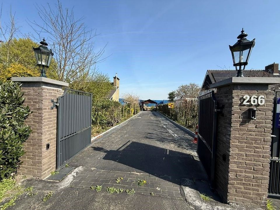 Image 63