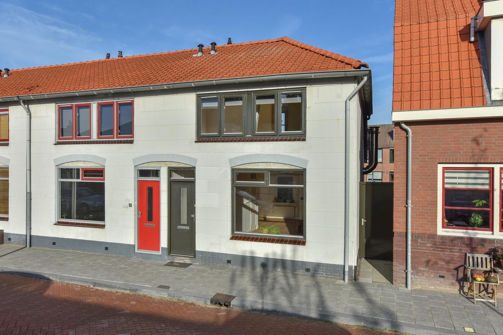 Hugo de Grootstraat 8, Alphen Aan Den Rijn foto-0 blur