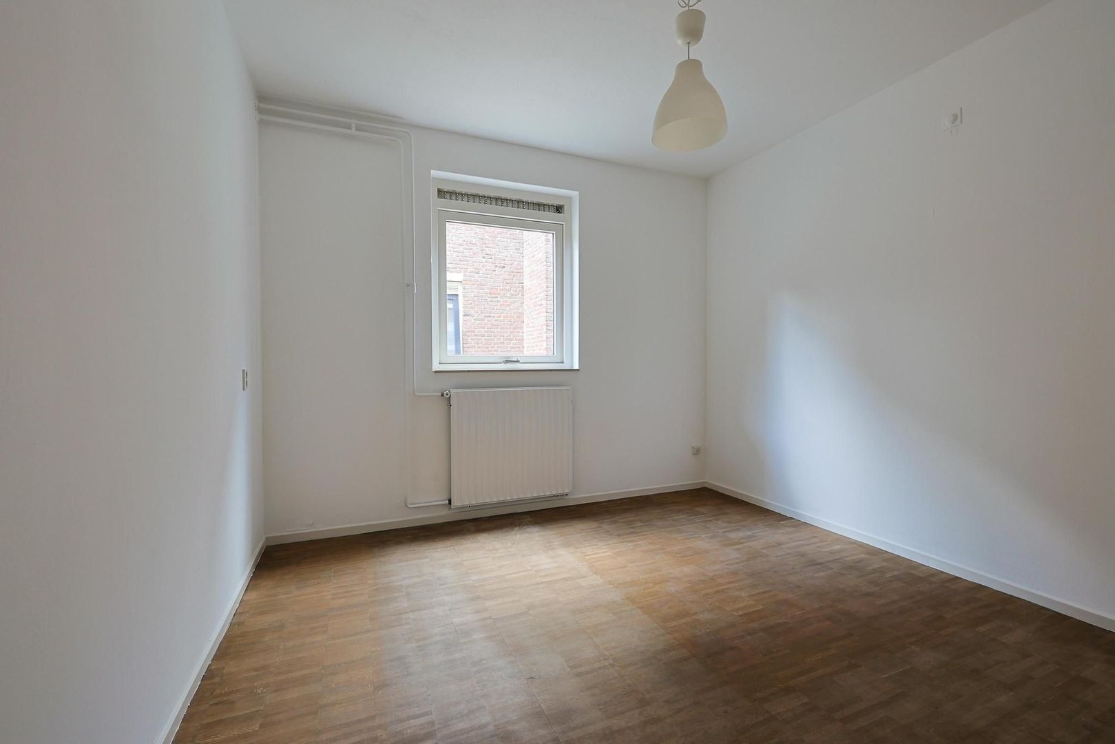 Van Mandersloostraat 67, Alphen Aan Den Rijn foto-7 blur