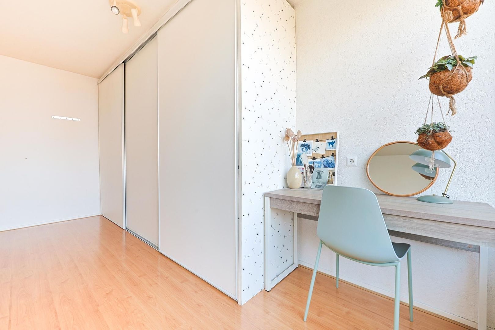 Cederstraat 223, Alphen Aan Den Rijn foto-12 blur