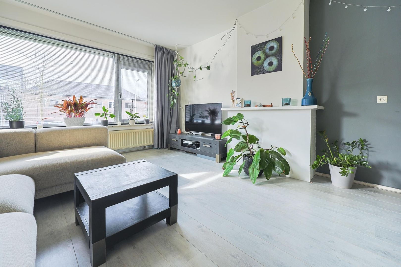Ambonstraat 62, Alphen Aan Den Rijn foto-2 blur