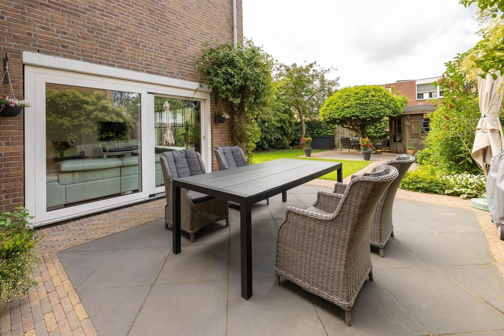 A.G.M. van der Hoevenstraat 85, Ter Aar foto-28 blur
