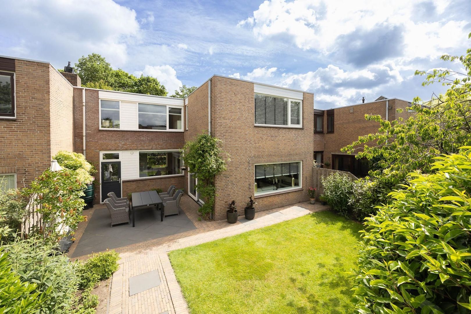 A.G.M. van der Hoevenstraat 85, Ter Aar foto-33 blur