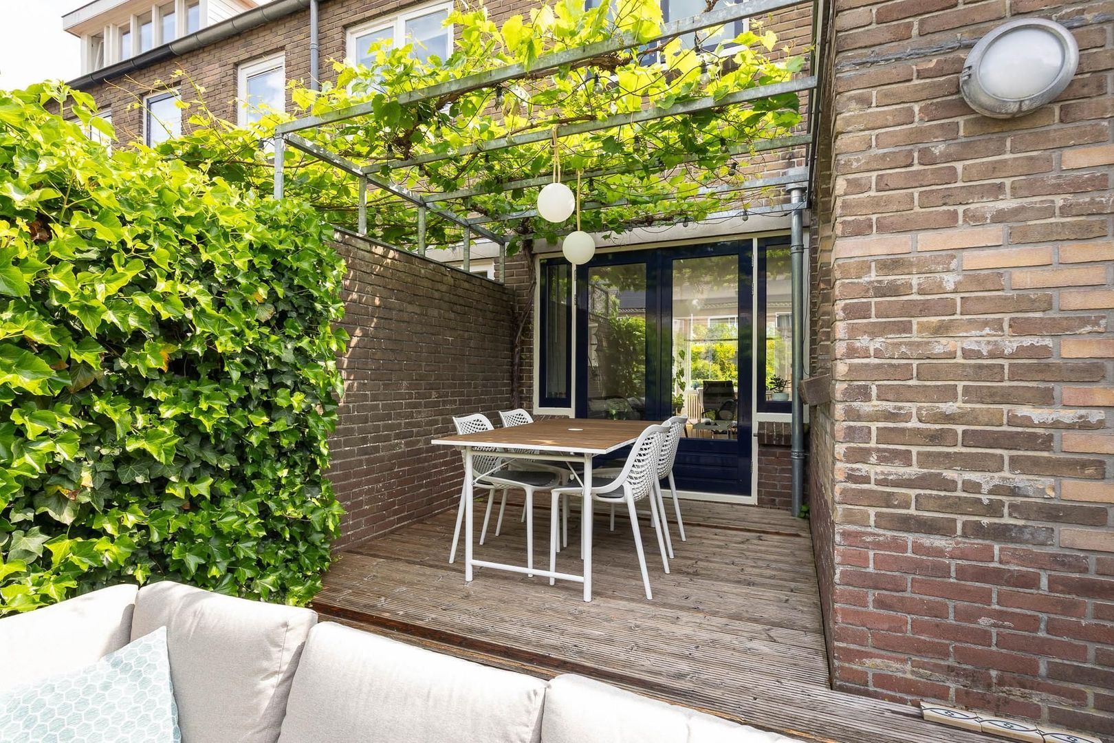Borneostraat 15, Alphen Aan Den Rijn foto-25 blur