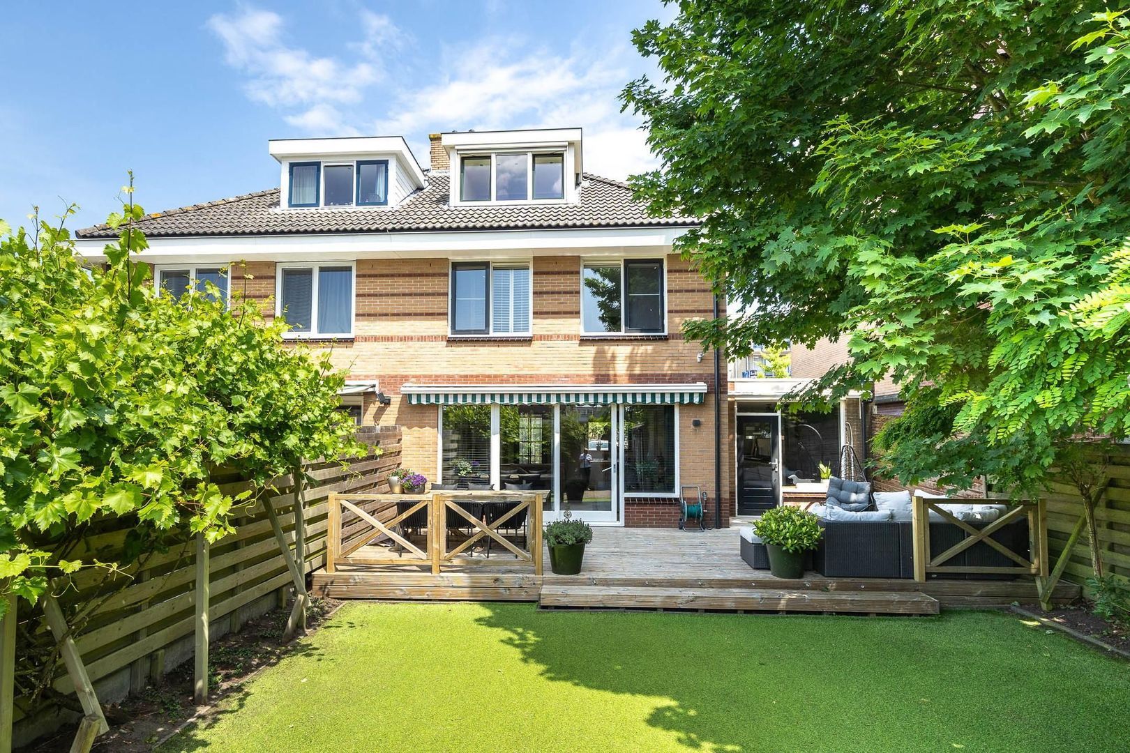 Evenaar 52, Alphen Aan Den Rijn foto-1 blur