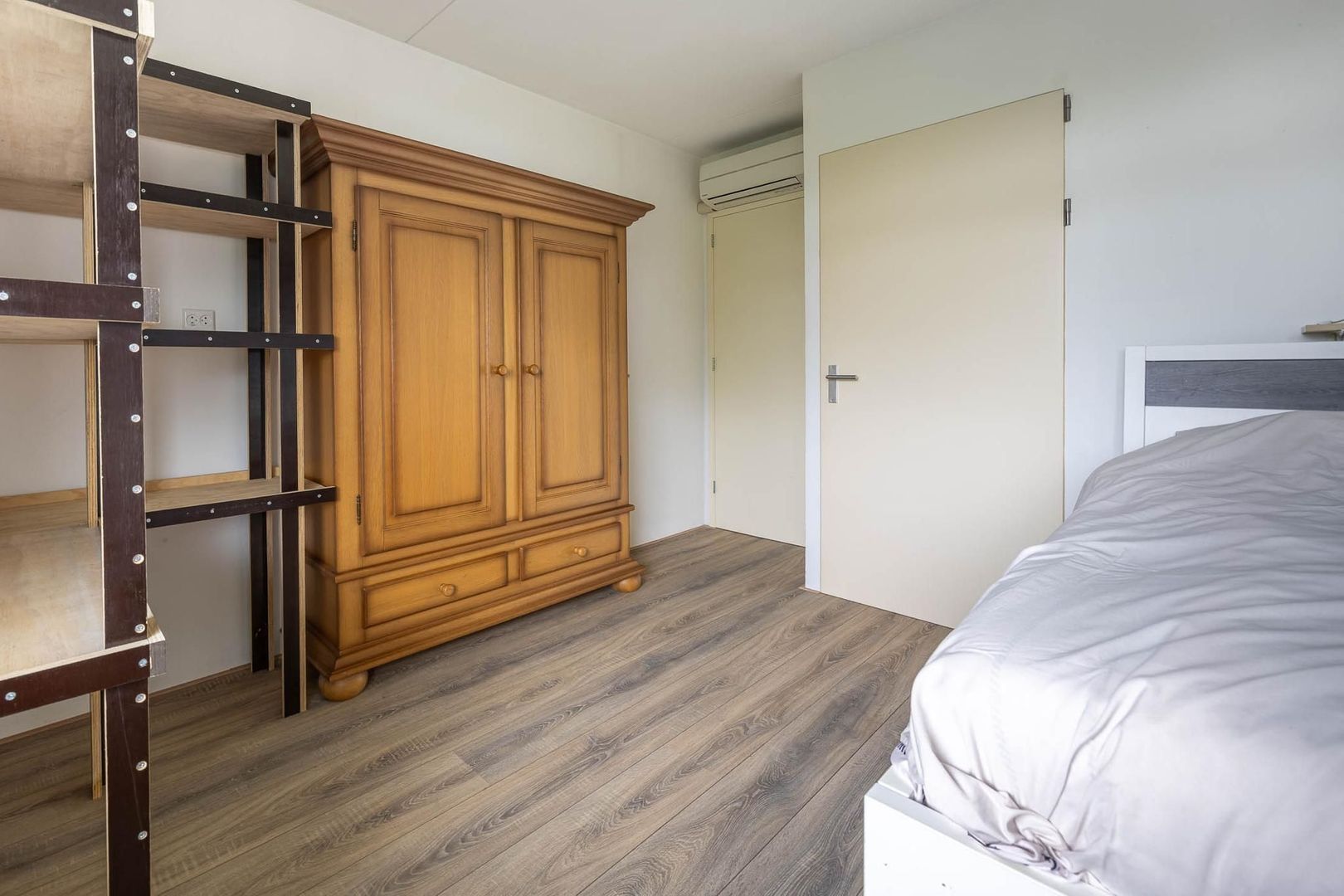 Argostraat 126, Alphen Aan Den Rijn foto-12 blur