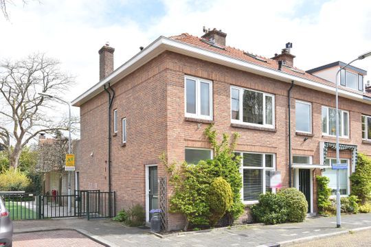 Oostvlietstraat 10, Voorburg