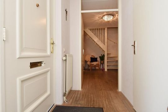 Dokter Perquinstraat 12, Leidschendam small-3