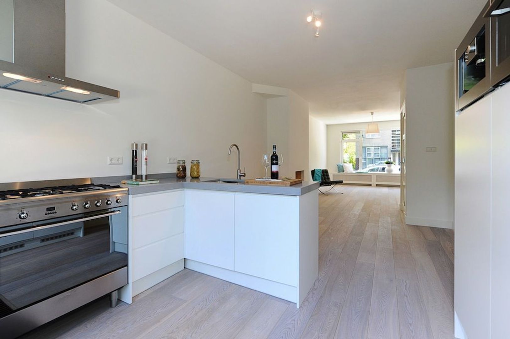 Amalia van Solmsstraat 24, Den Haag foto-17