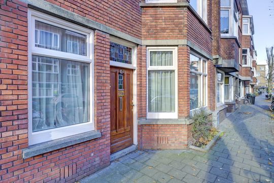 Stuyvesantstraat 296, Den Haag small-1