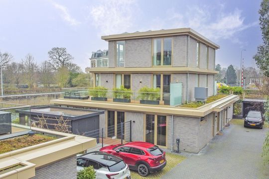 Westeinde 132 C, Voorburg small-1