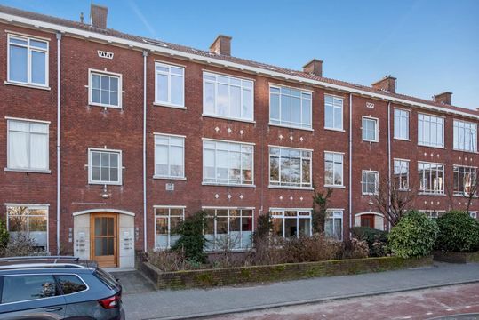 Spaarwaterstraat 56, Den Haag small-1