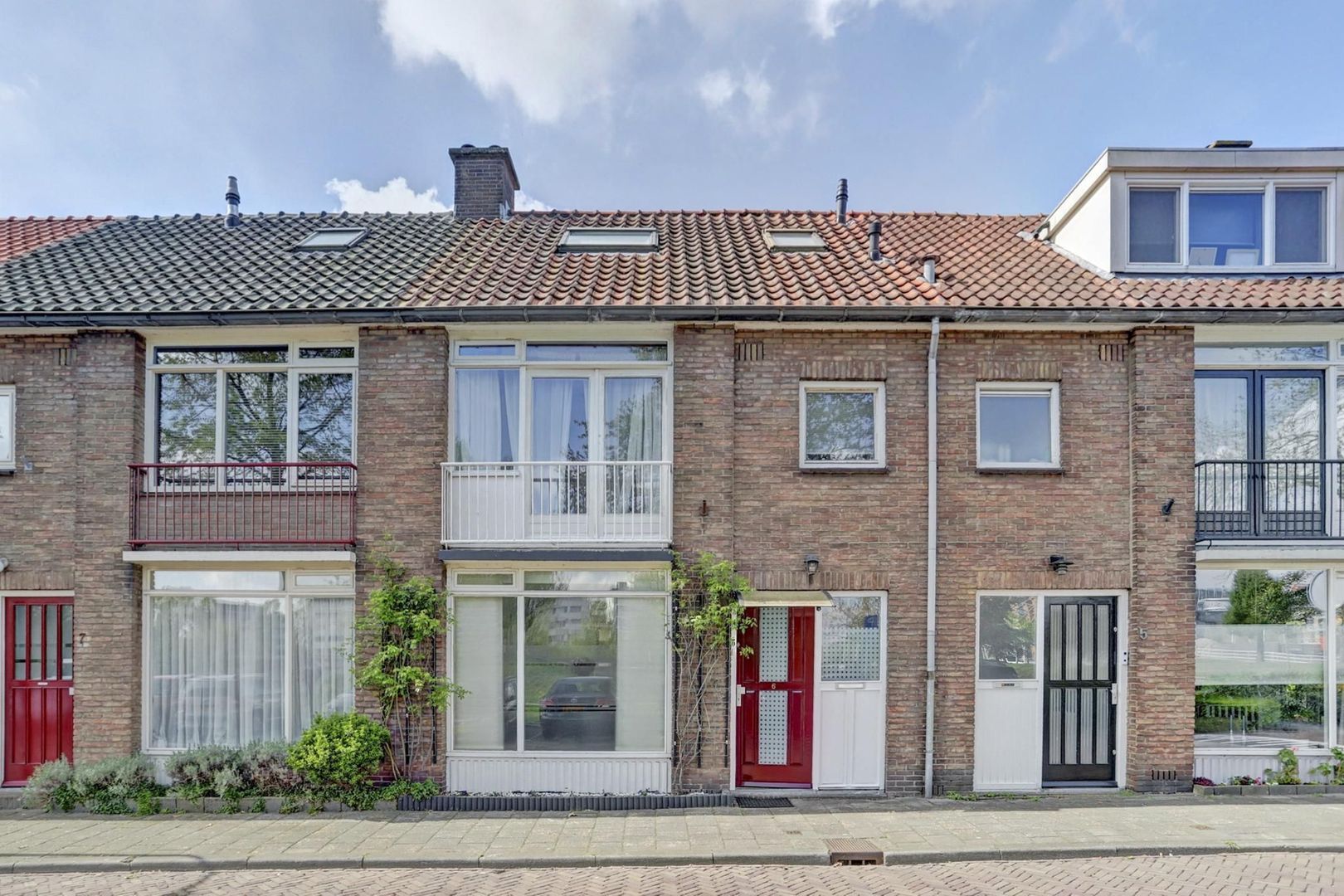 De Ruyterstraat 6, Leidschendam foto-0