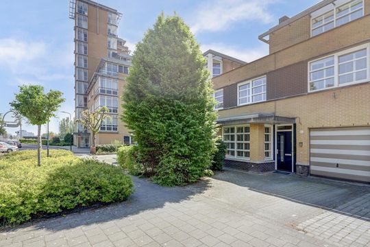 Cornelis Voorhoevelaan 40, Voorburg small-1
