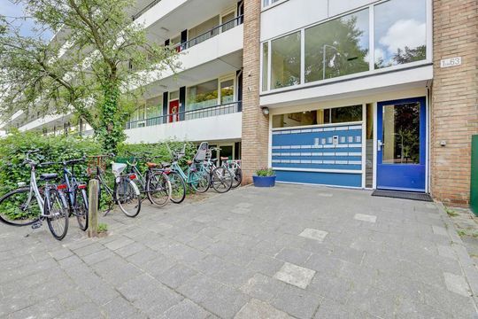 Sint Martinuslaan 27, Voorburg small-3