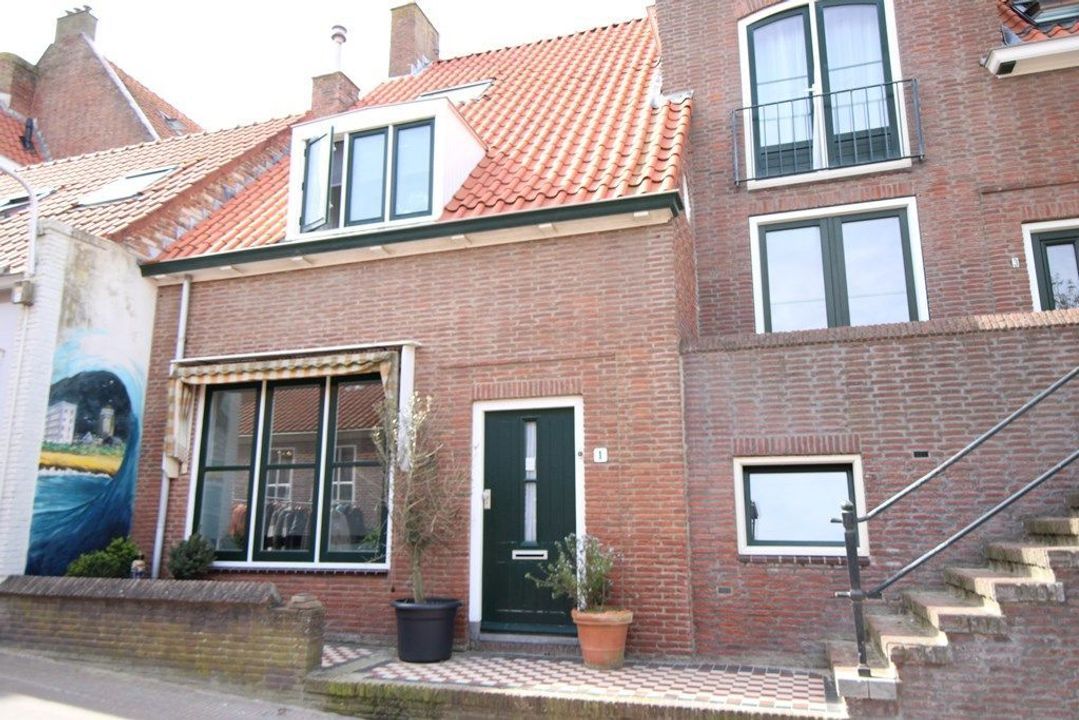 Bekijk foto 1/13 van house in Zandvoort