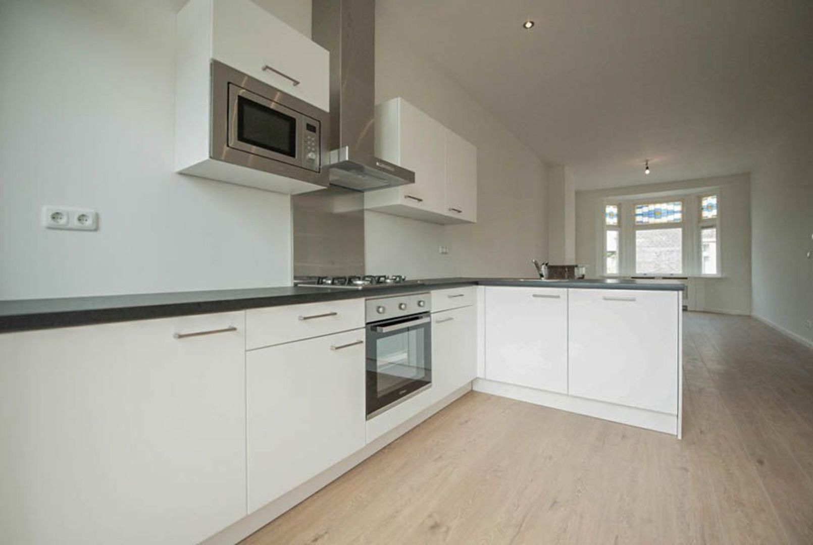 Willem van Outhoornstraat 107, Den Haag foto-2