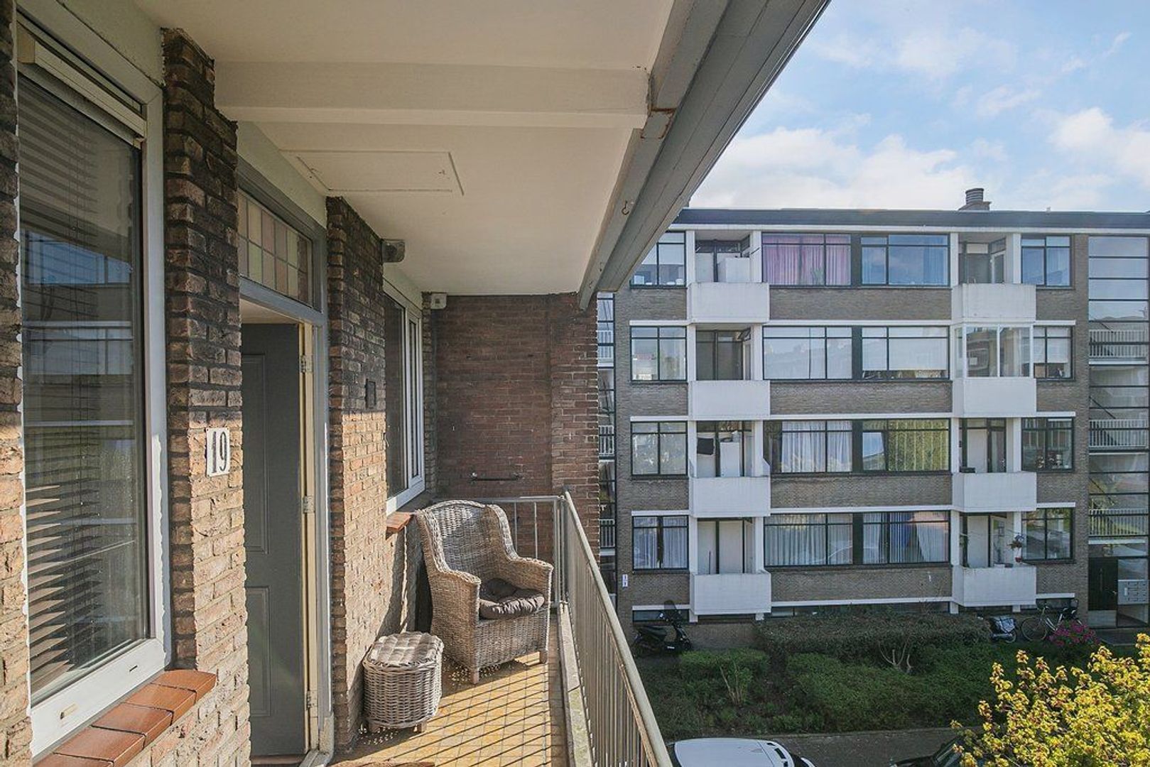 Uhlenbeckstraat 19, Voorburg foto-4