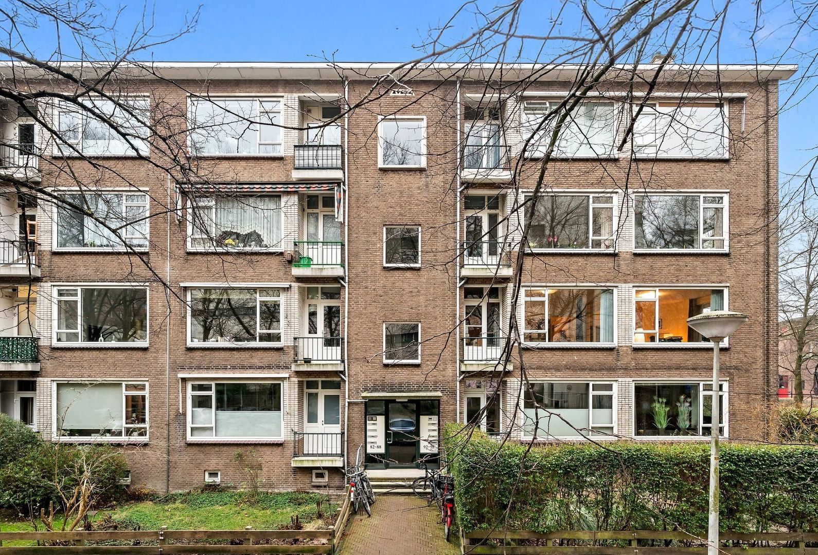 Louise Henriettestraat 94, Den Haag foto-0