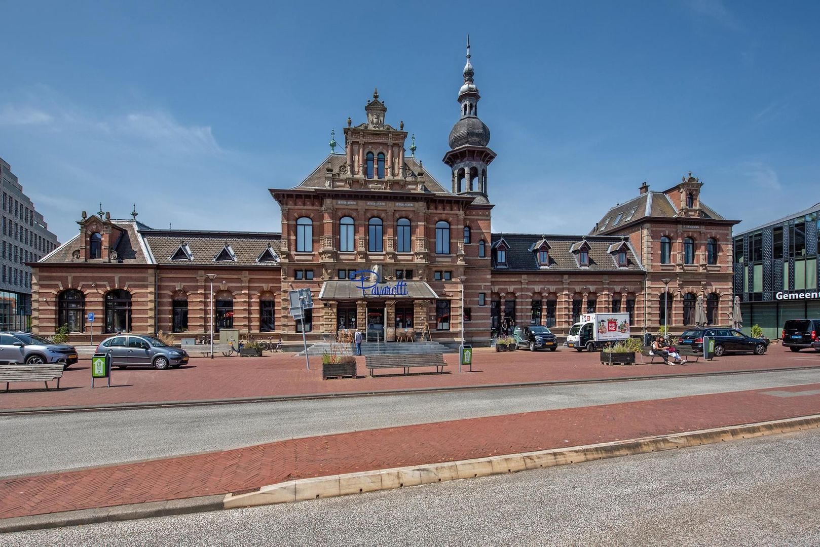 Stationsplein 12, Delft foto-0 blur