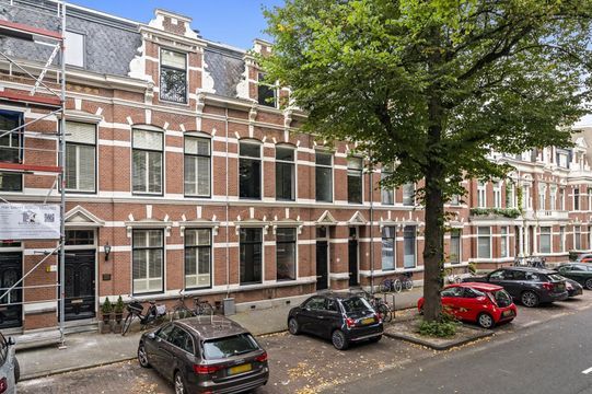 Jan van Nassaustraat 17