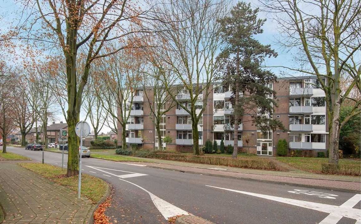 Vermeerstraat 53, Geleen