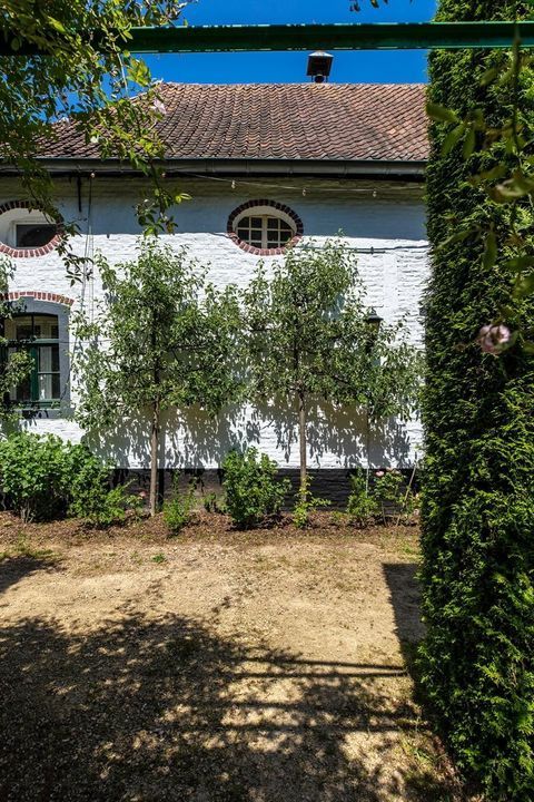 Rouenhof 19 image thumbs 1