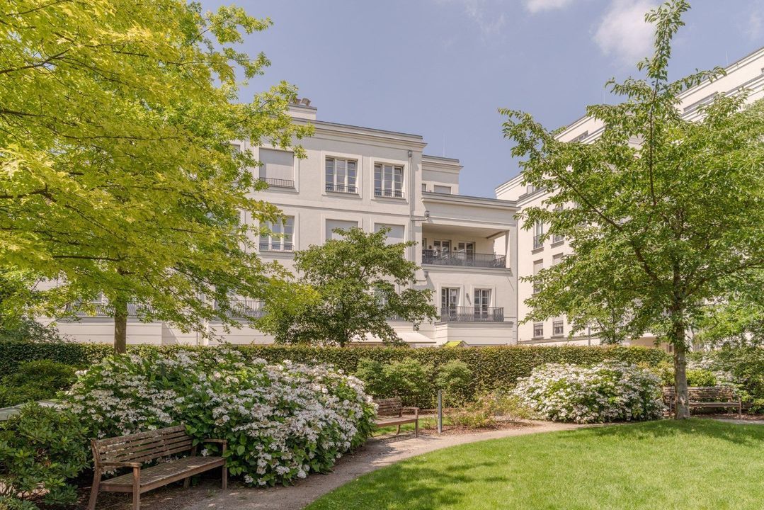 Heinrich-Heine-Garten 3 B image thumbs 1