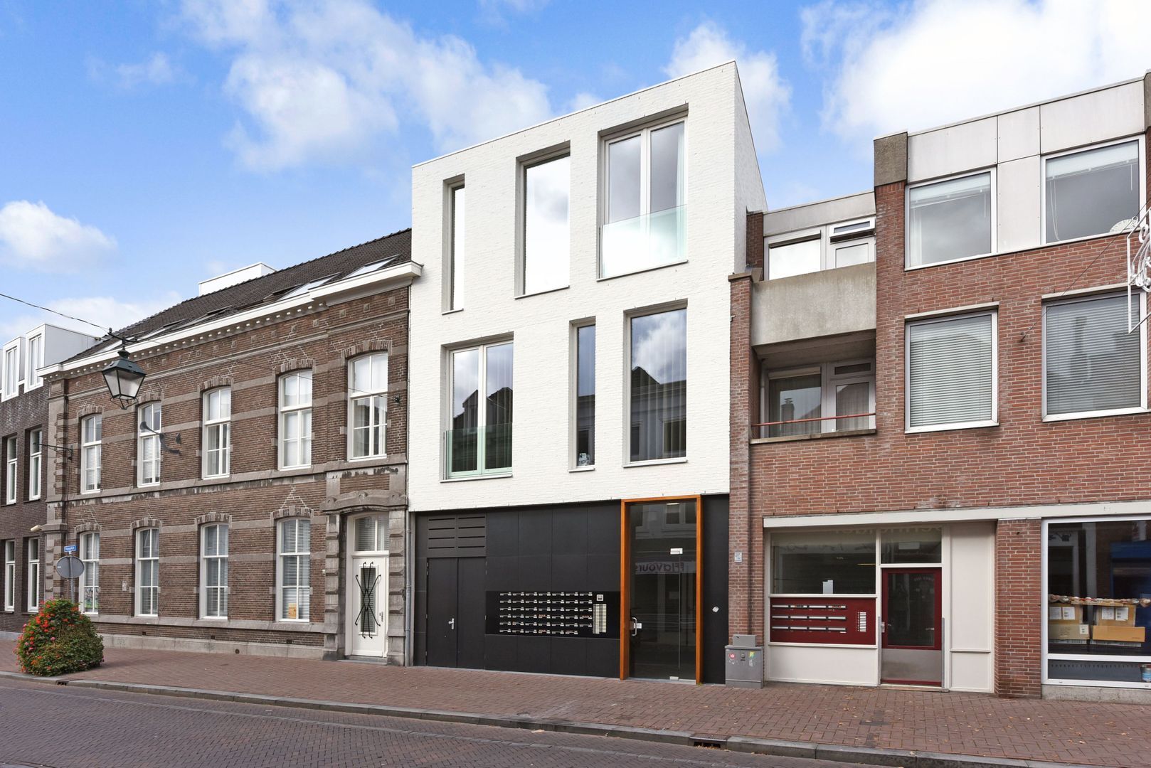 Haagdijk 142 C15, Galerijflat in Breda KIN Makelaars