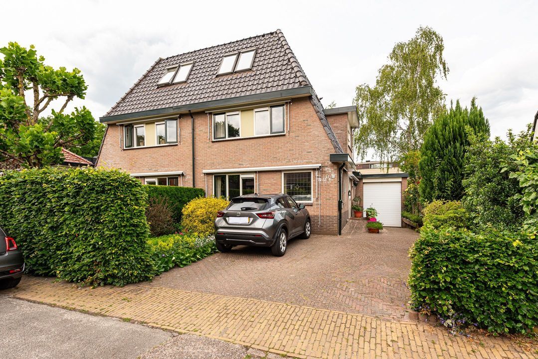 Sumatrastraat 1 B, Baarn foto-2